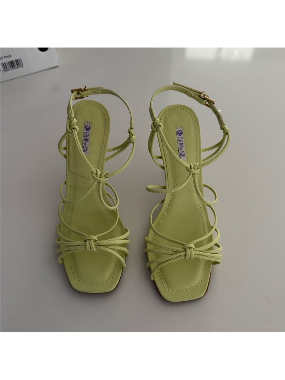 New Knotted Strappy leather Stiletto Heels Sandals size 5 NIB glam influencer